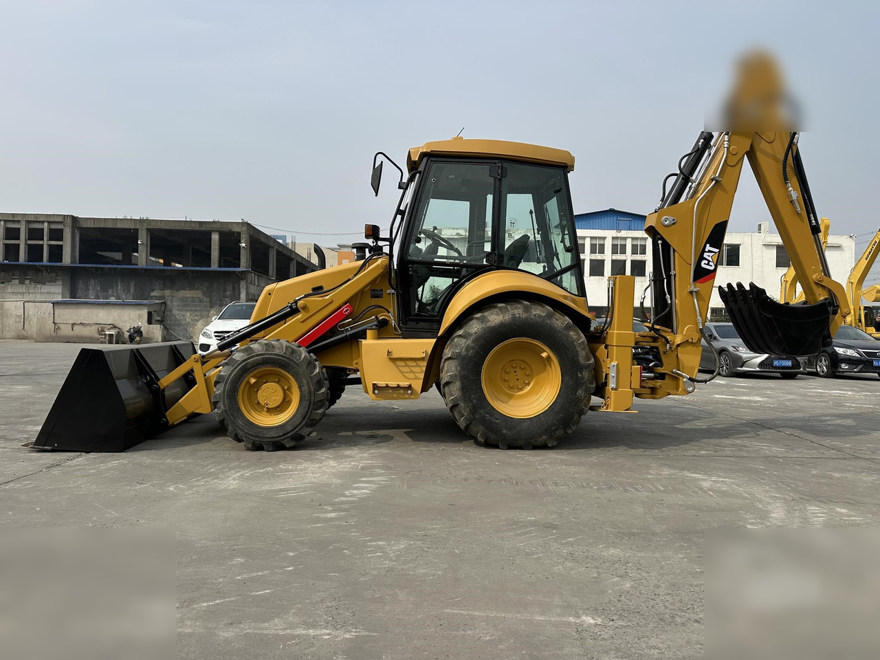 CATERPILLAR 420F - Terna: foto 1 CATERPILLAR 420F - Terna: foto 1