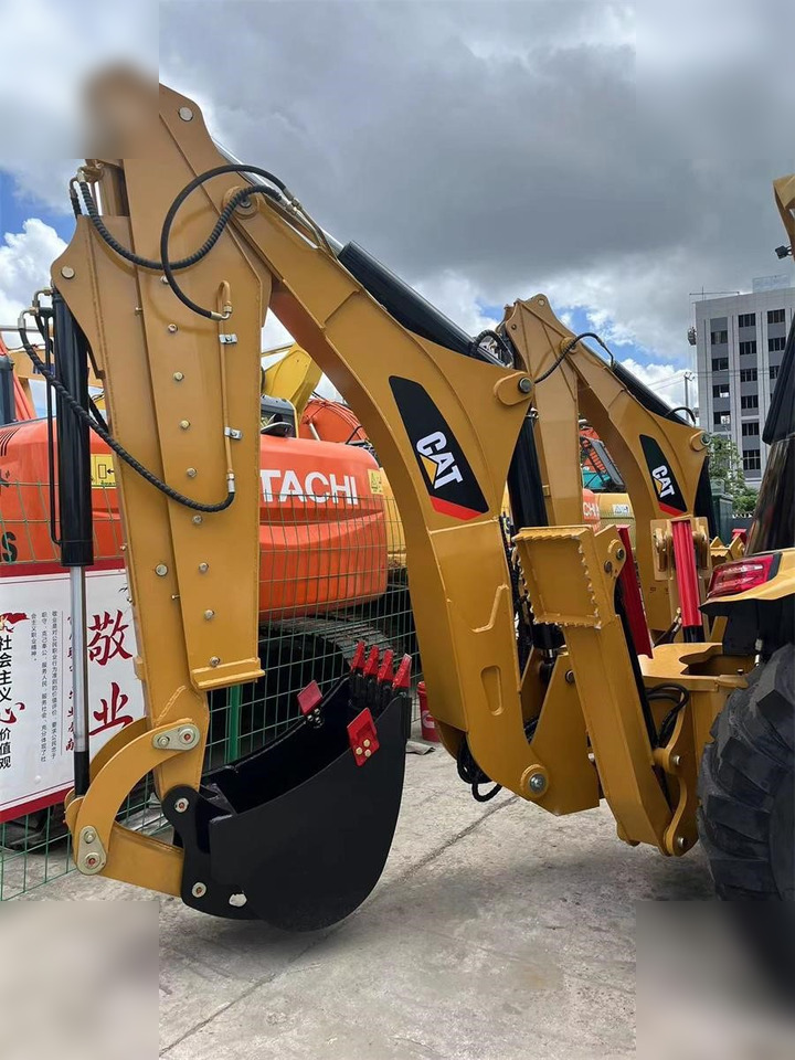 CATERPILLAR 430F - Terna: foto 2 CATERPILLAR 430F - Terna: foto 2