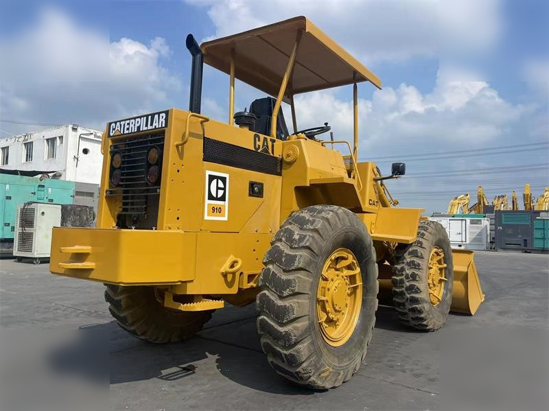 CATERPILLAR 910 - Pala gommata: foto 5 CATERPILLAR 910 - Pala gommata: foto 5