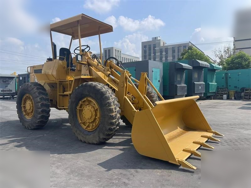 CATERPILLAR 910 - Pala gommata: foto 2 CATERPILLAR 910 - Pala gommata: foto 2