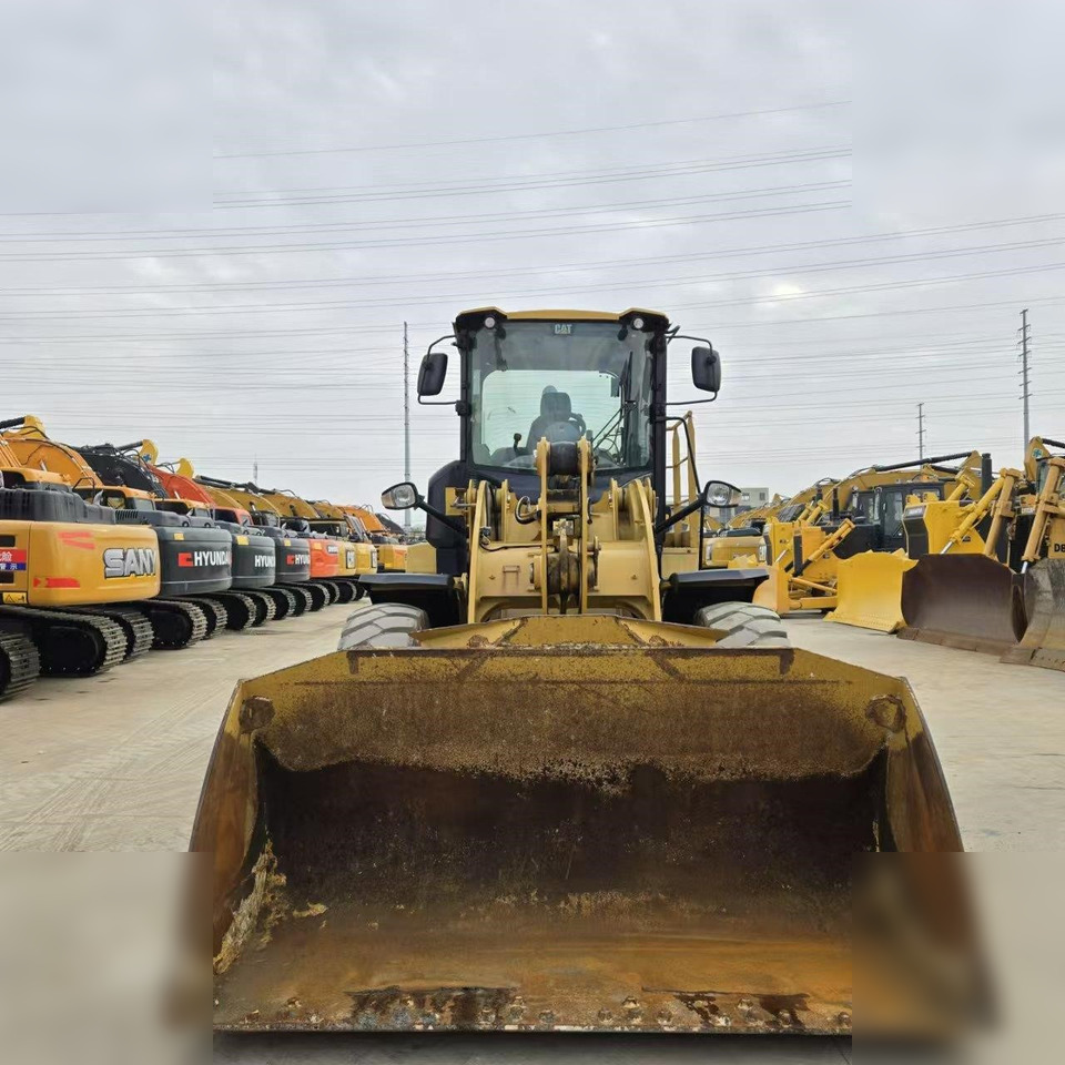 CATERPILLAR 924K - Pala gommata: foto 2 CATERPILLAR 924K - Pala gommata: foto 2