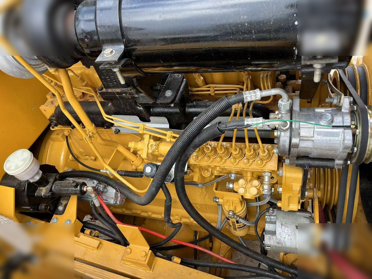 CATERPILLAR 966H - Pala gommata: foto 4 CATERPILLAR 966H - Pala gommata: foto 4