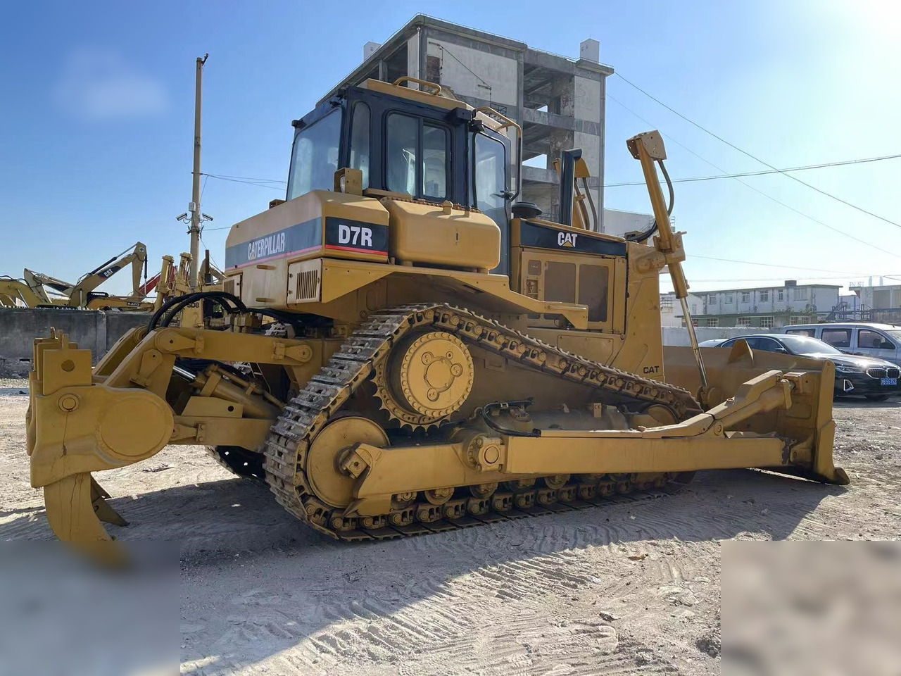 CATERPILLAR D7R II - Bulldozer: foto 1 CATERPILLAR D7R II - Bulldozer: foto 1