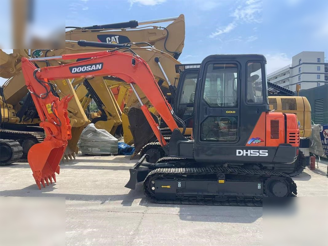 DOOSAN DH55-V - Miniescavatore: foto 1 DOOSAN DH55-V - Miniescavatore: foto 1