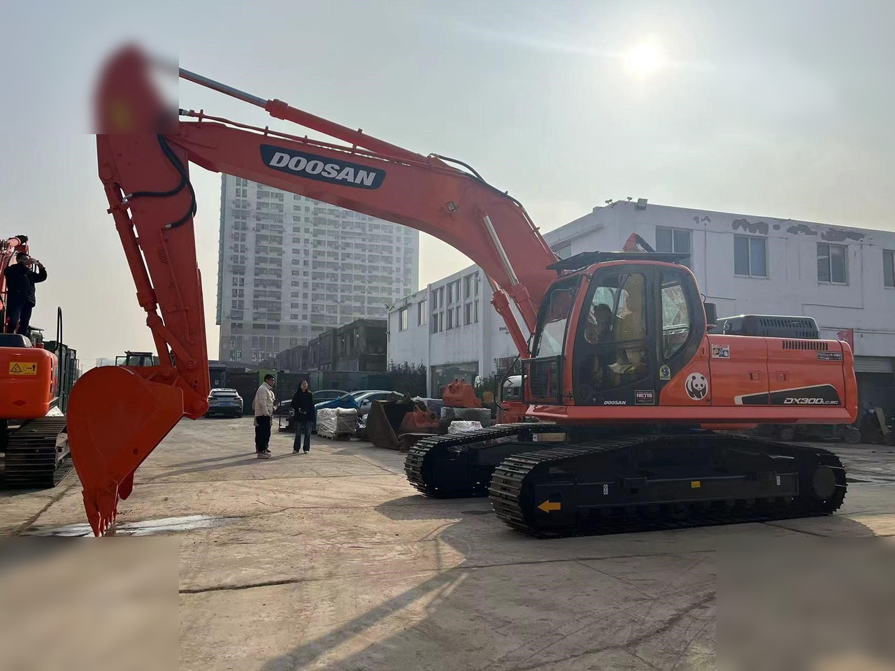 DOOSAN DX300 LC-9C - Escavatore cingolato: foto 1 DOOSAN DX300 LC-9C - Escavatore cingolato: foto 1