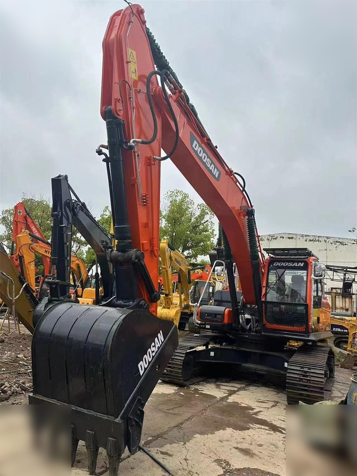 DOOSAN DX300 LC-9C - Escavatore cingolato: foto 4 DOOSAN DX300 LC-9C - Escavatore cingolato: foto 4
