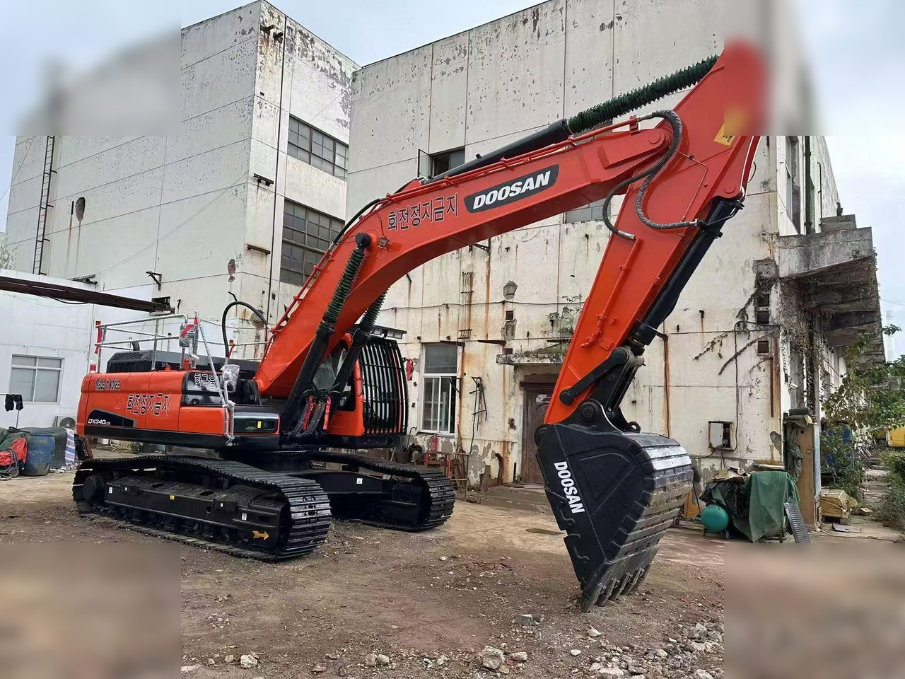 DOOSAN DX340 LCA - Escavatore cingolato: foto 4 DOOSAN DX340 LCA - Escavatore cingolato: foto 4