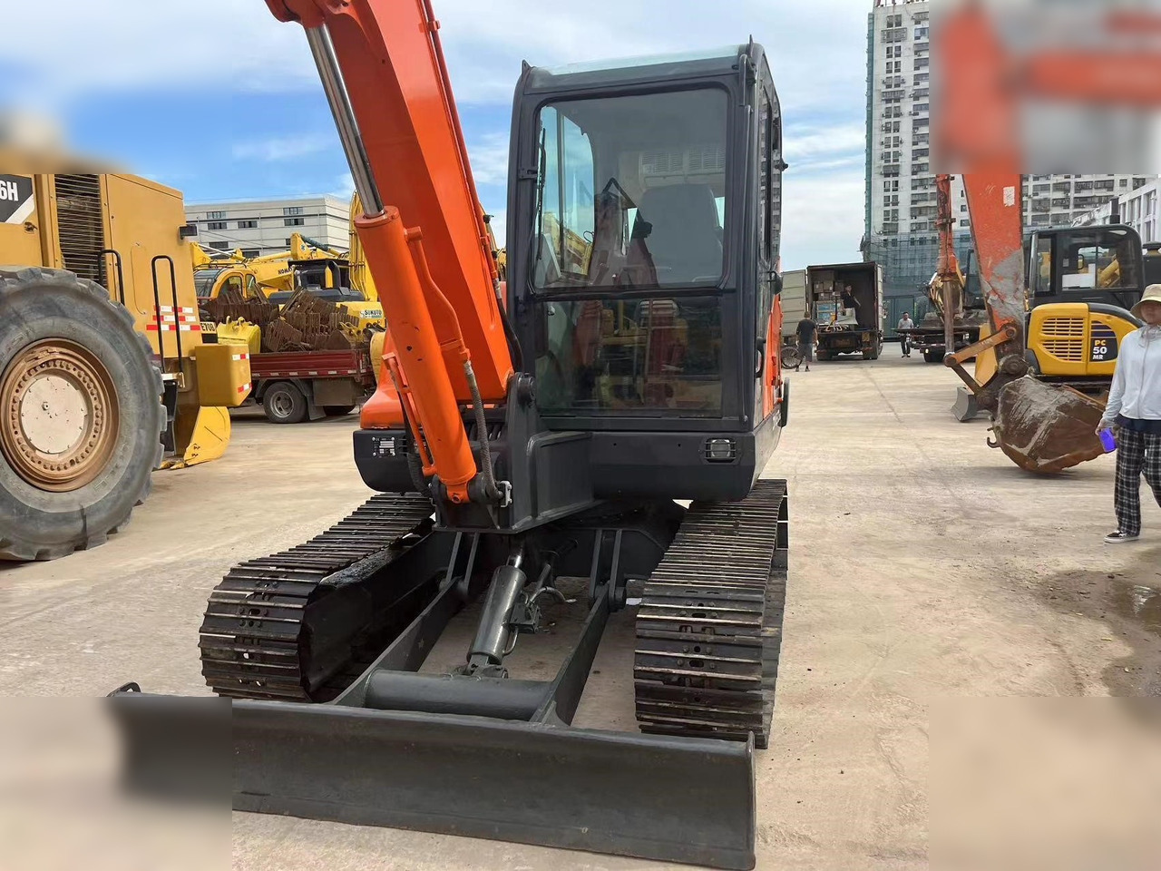 DOOSAN DX60-9C - Escavatore cingolato: foto 5 DOOSAN DX60-9C - Escavatore cingolato: foto 5
