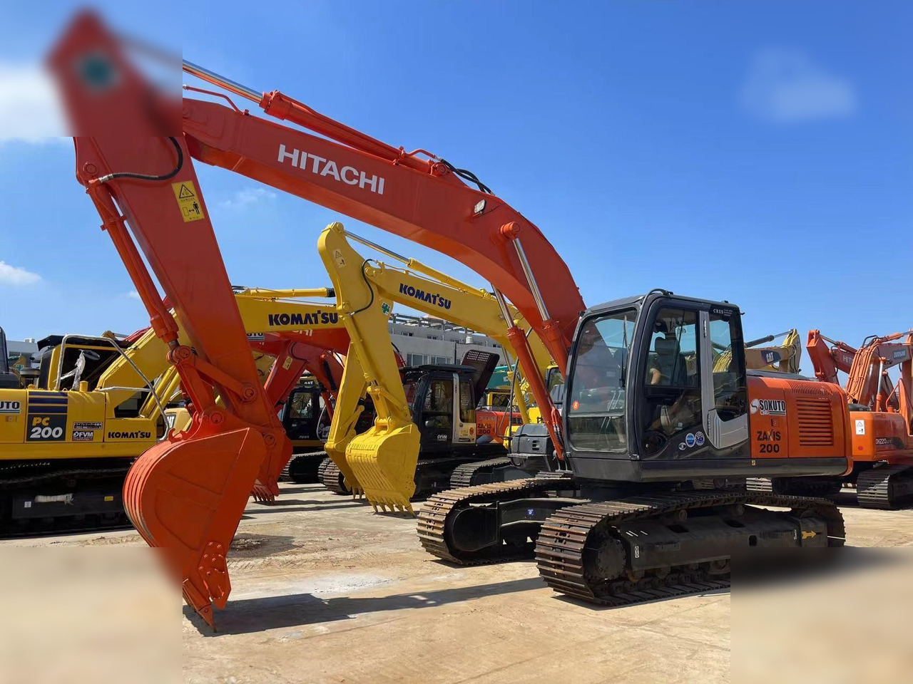 HITACHI ZX200-3G - Escavatore cingolato: foto 1 HITACHI ZX200-3G - Escavatore cingolato: foto 1
