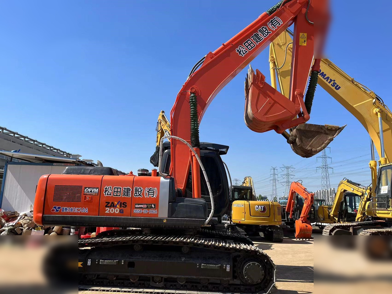 HITACHI ZX200 - Escavatore cingolato: foto 1 HITACHI ZX200 - Escavatore cingolato: foto 1