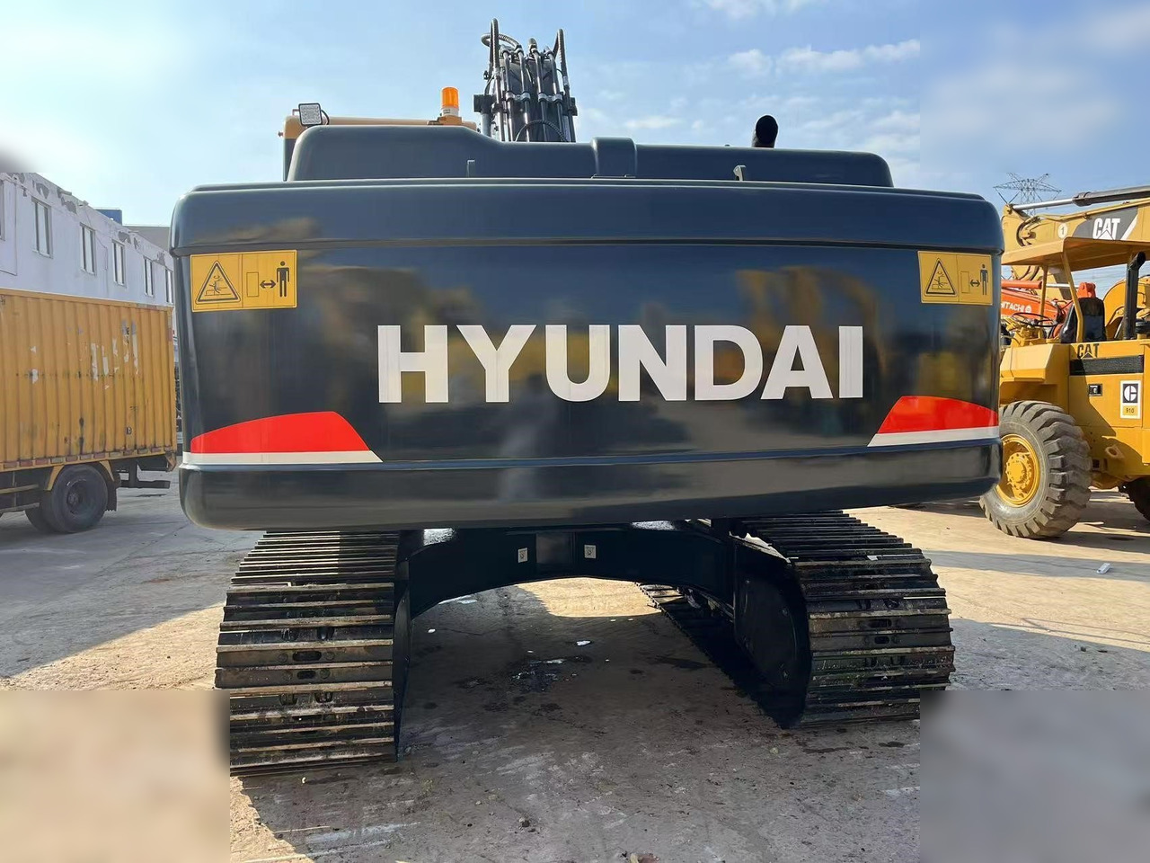 HYUNDAI ROBEX 220 LC-9S - Escavatore cingolato: foto 4 HYUNDAI ROBEX 220 LC-9S - Escavatore cingolato: foto 4