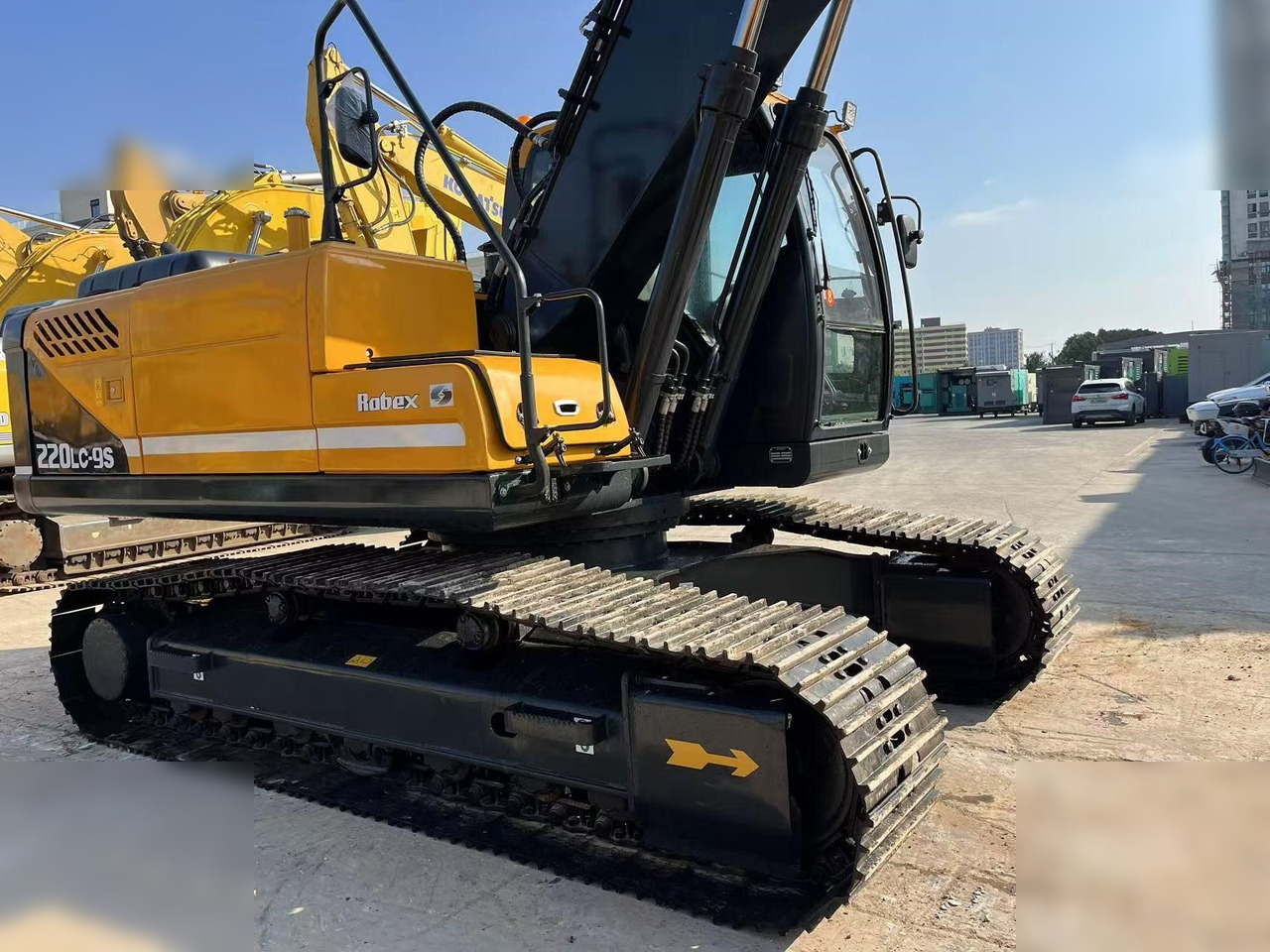 HYUNDAI ROBEX 220 LC-9S - Escavatore cingolato: foto 5 HYUNDAI ROBEX 220 LC-9S - Escavatore cingolato: foto 5