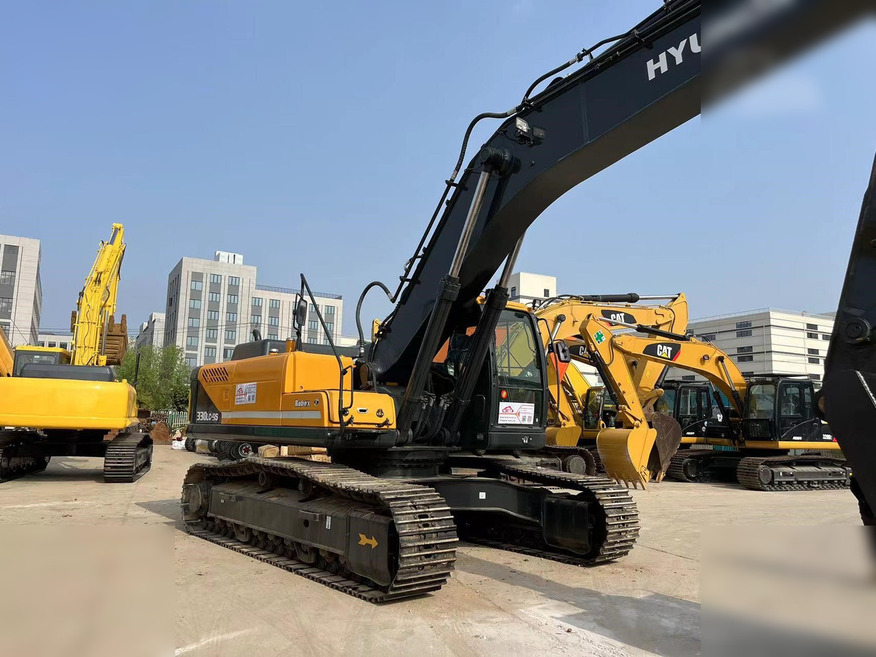 HYUNDAI ROBEX 330 LC-9S - Escavatore cingolato: foto 4 HYUNDAI ROBEX 330 LC-9S - Escavatore cingolato: foto 4