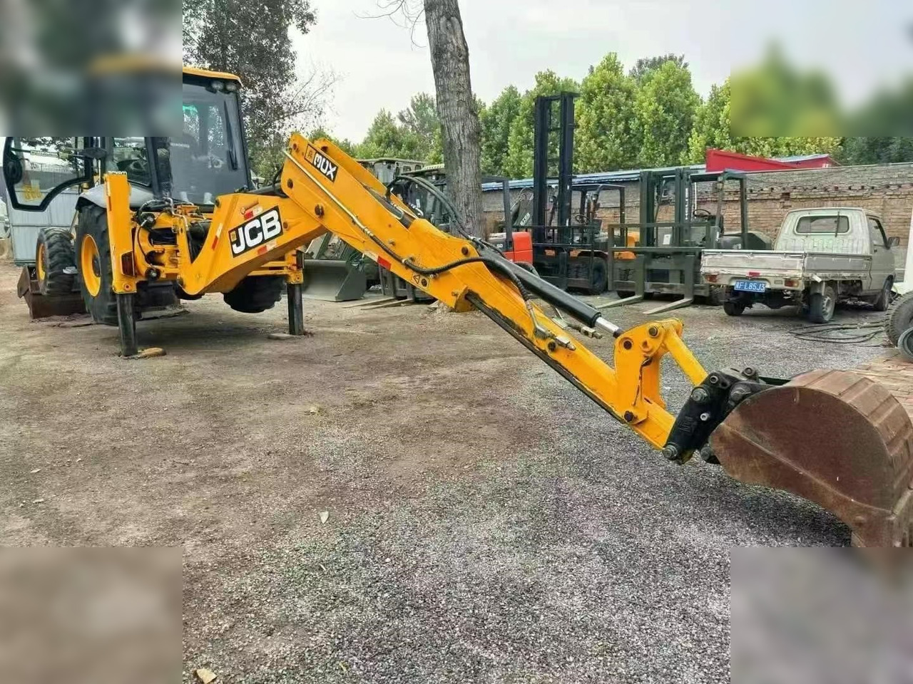 JCB 3CX - Terna: foto 4 JCB 3CX - Terna: foto 4