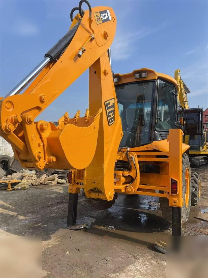 JCB 3CX - Terna: foto 5 JCB 3CX - Terna: foto 5