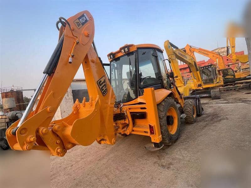 JCB 3CX - Terna: foto 3 JCB 3CX - Terna: foto 3