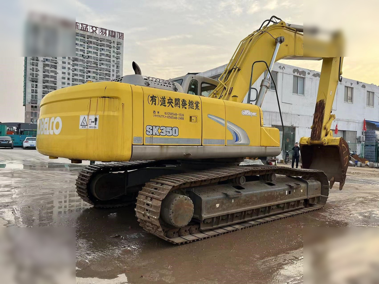 KOBELCO SK350 - Escavatore cingolato: foto 1 KOBELCO SK350 - Escavatore cingolato: foto 1