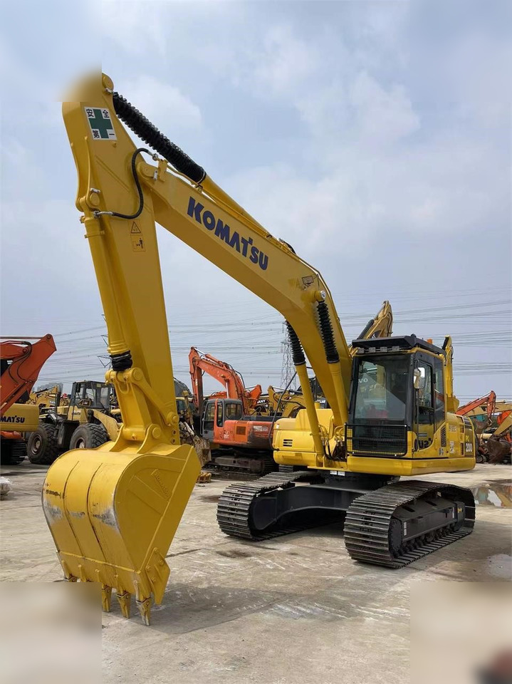 KOMATSU PC200-8 - Escavatore cingolato: foto 4 KOMATSU PC200-8 - Escavatore cingolato: foto 4