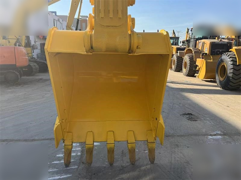 KOMATSU PC200-8N1 - Escavatore cingolato: foto 5 KOMATSU PC200-8N1 - Escavatore cingolato: foto 5