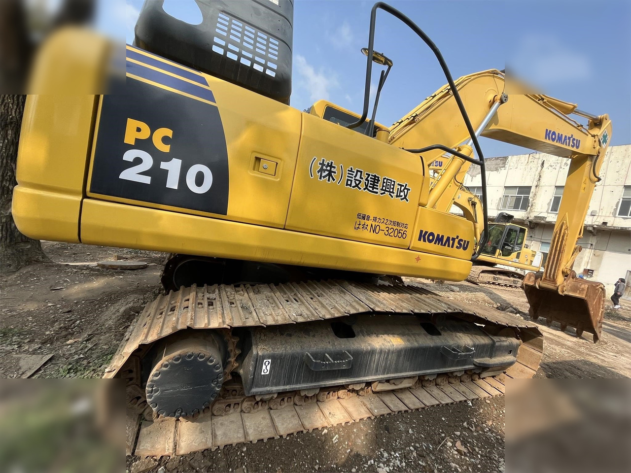 KOMATSU PC210 LC-8 - Escavatore cingolato: foto 1 KOMATSU PC210 LC-8 - Escavatore cingolato: foto 1