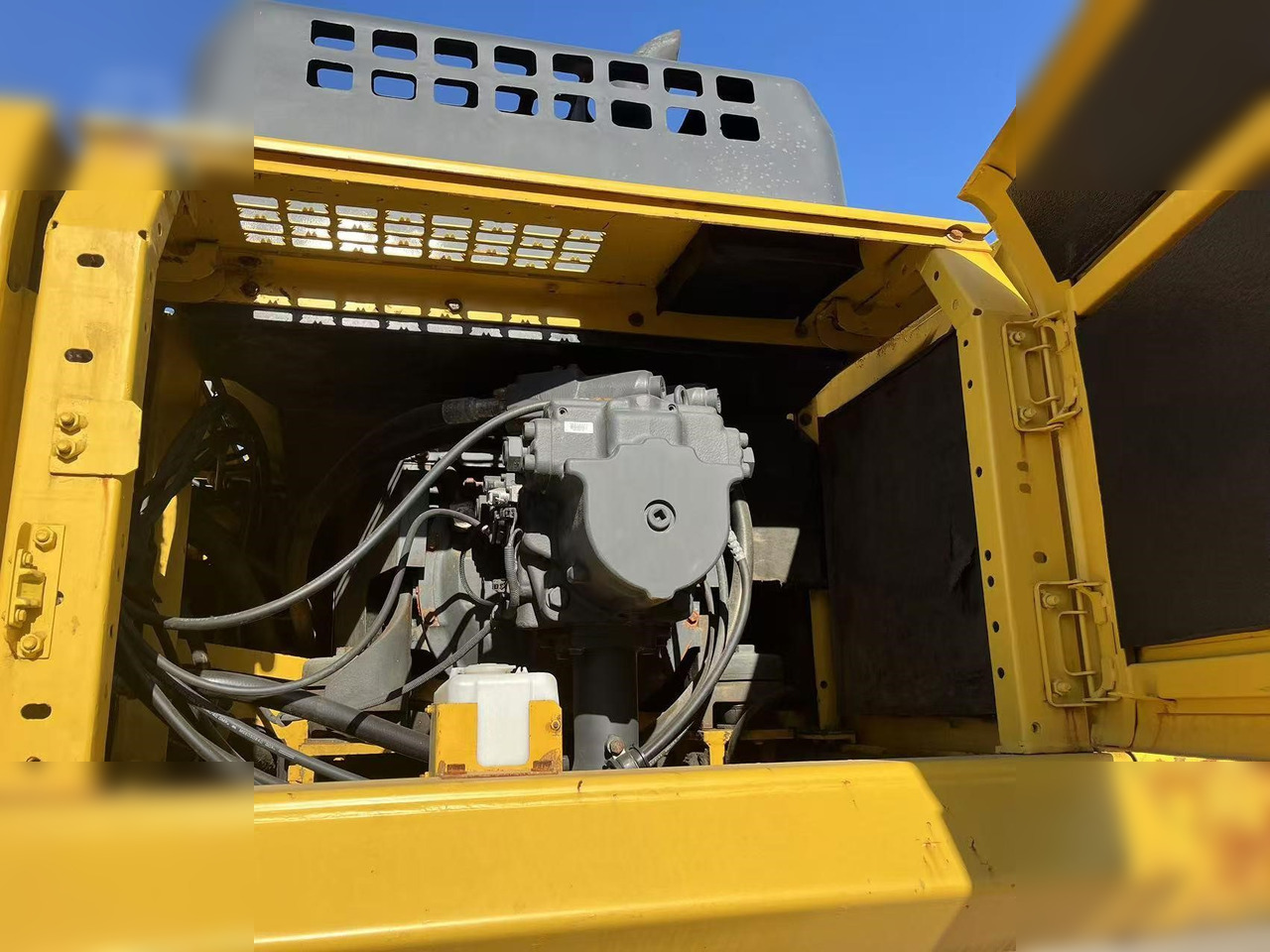 KOMATSU PC400-8R - Escavatore cingolato: foto 4 KOMATSU PC400-8R - Escavatore cingolato: foto 4