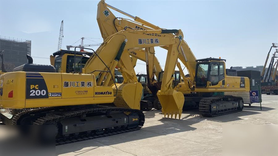 KOMATSU PC450 - Escavatore cingolato: foto 2 KOMATSU PC450 - Escavatore cingolato: foto 2