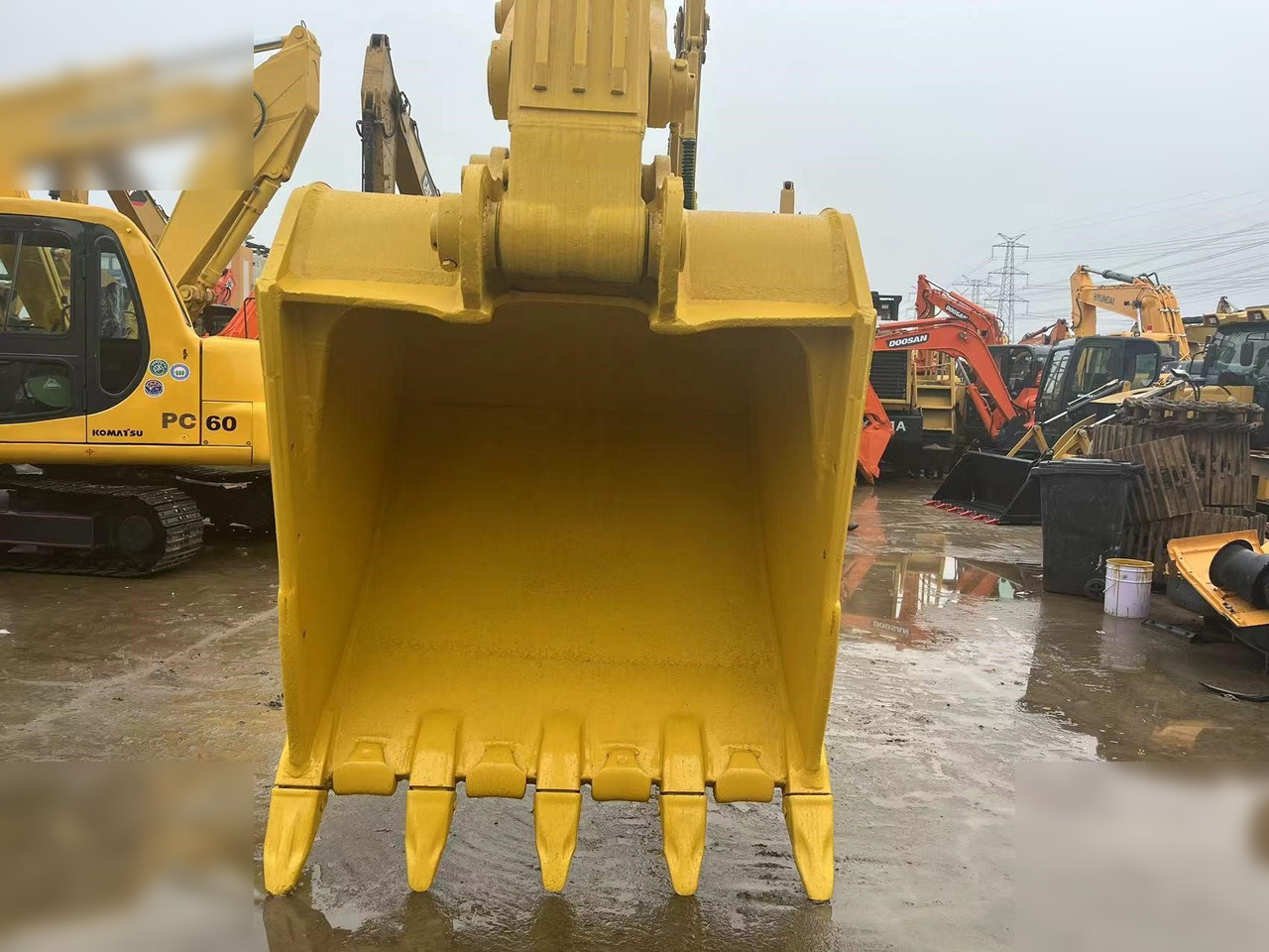 KOMATSU PC450 LC-8 - Escavatore cingolato: foto 4 KOMATSU PC450 LC-8 - Escavatore cingolato: foto 4