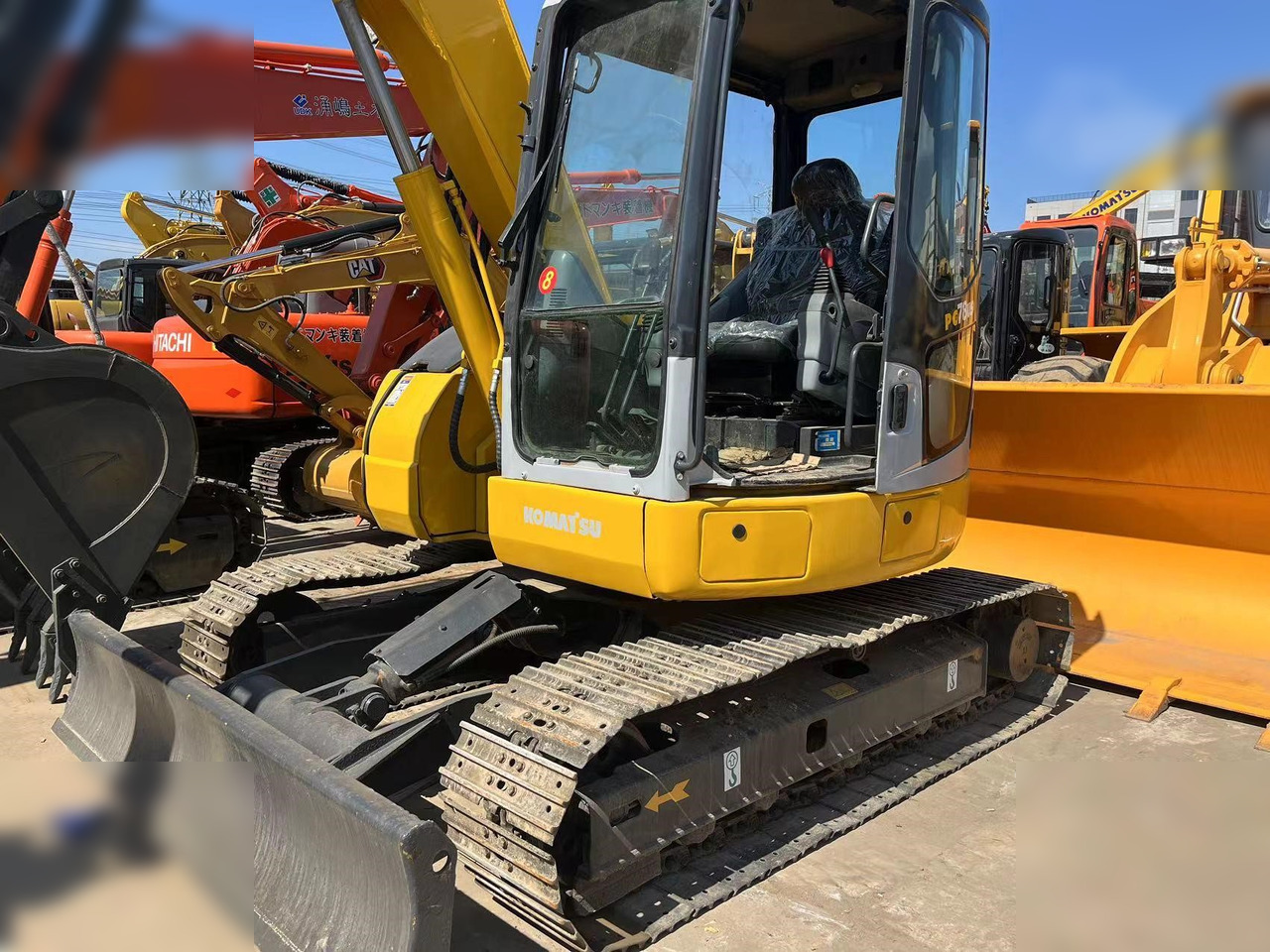 KOMATSU PC78US-6 - Escavatore cingolato: foto 3 KOMATSU PC78US-6 - Escavatore cingolato: foto 3