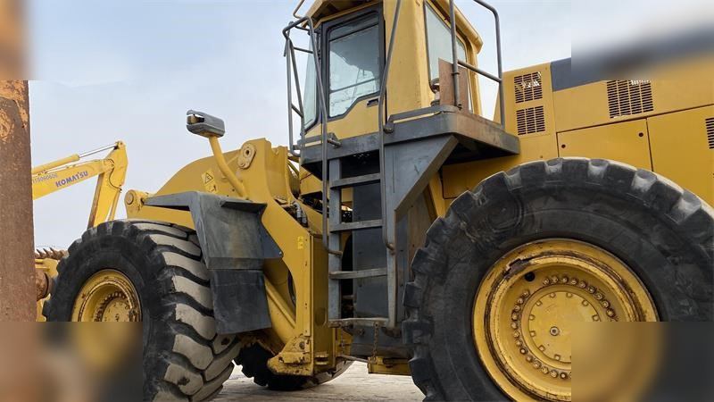 KOMATSU WA600-3 - Pala gommata: foto 4 KOMATSU WA600-3 - Pala gommata: foto 4
