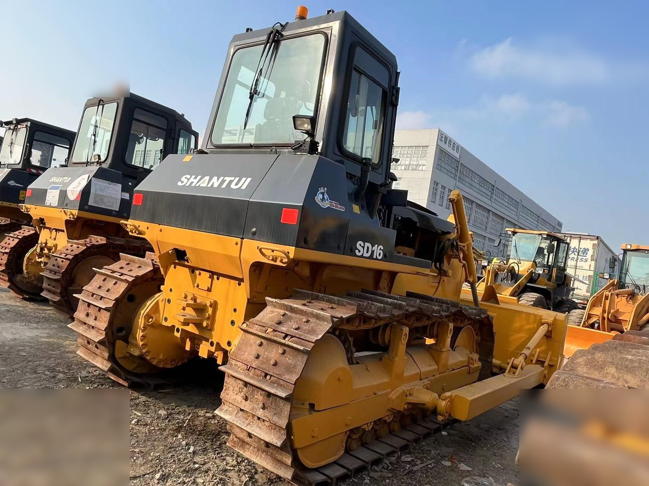 SHANTUI SD16 - Bulldozer: foto 4 SHANTUI SD16 - Bulldozer: foto 4