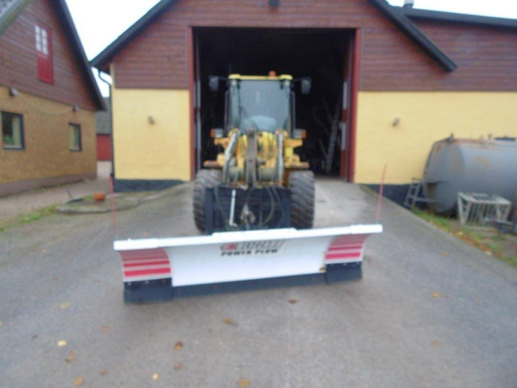 Snöblad Blizzard passande Volvo m.fl i nyskick - Lama neve: foto 3 Snöblad Blizzard passande Volvo m.fl i nyskick - Lama neve: foto 3