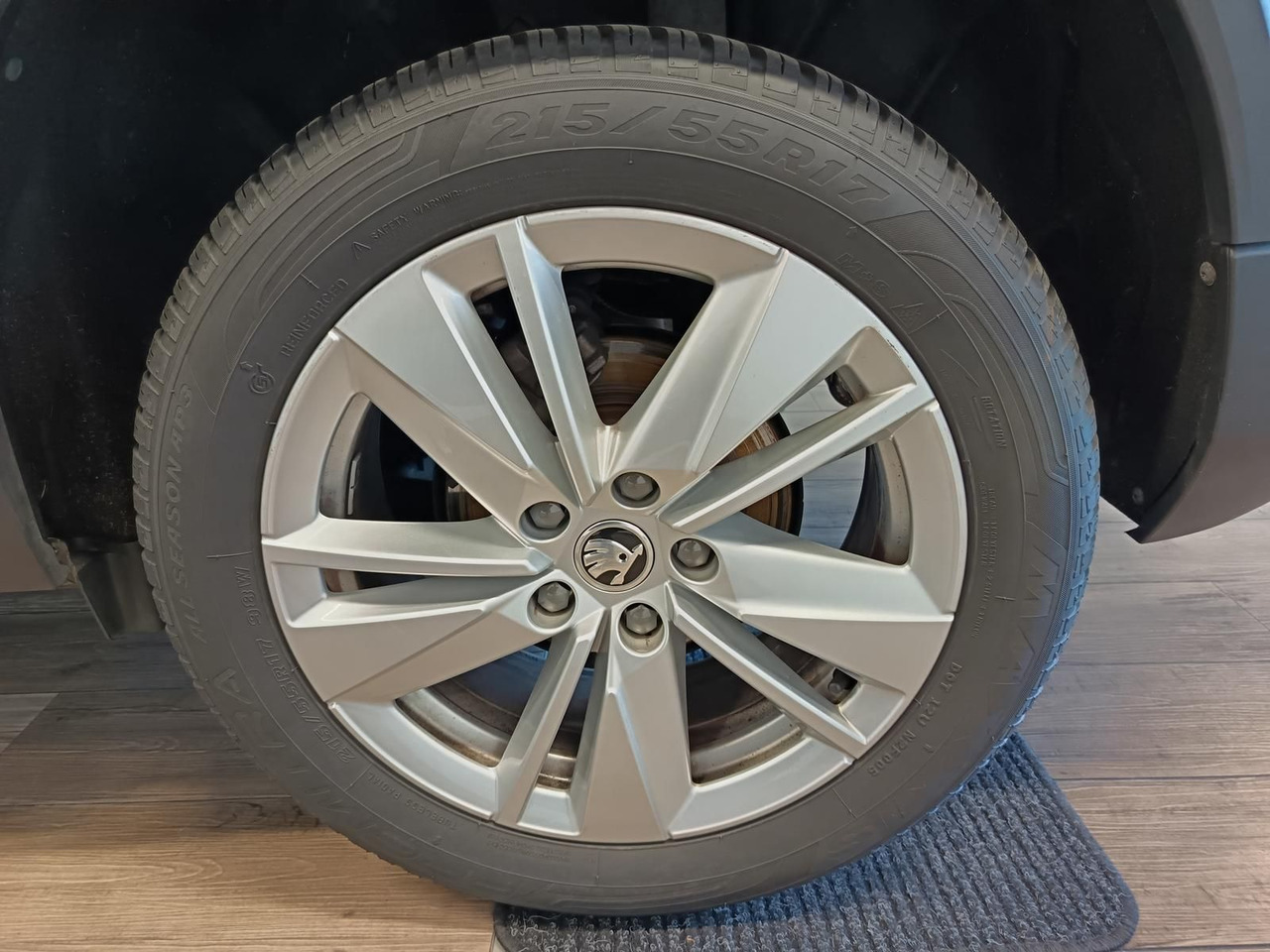 SUV/ Fuoristrada Skoda Karoq Selection 1,5TSI*NAVI*AHK-VORBER*LED*R-KAM: foto 22