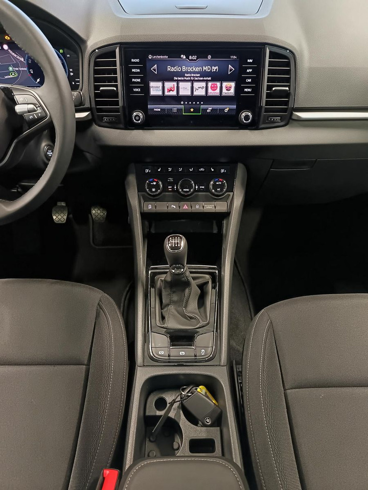 SUV/ Fuoristrada Skoda Karoq Selection 1,5TSI*NAVI*AHK-VORBER*LED*R-KAM: foto 10