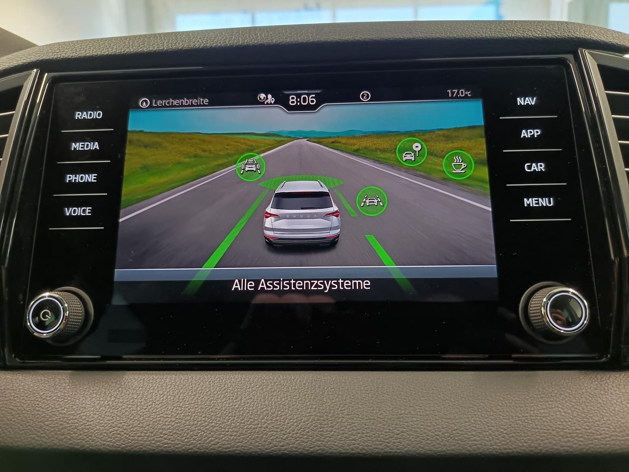 SUV/ Fuoristrada Skoda Karoq Selection 1,5TSI*NAVI*AHK-VORBER*LED*R-KAM: foto 13