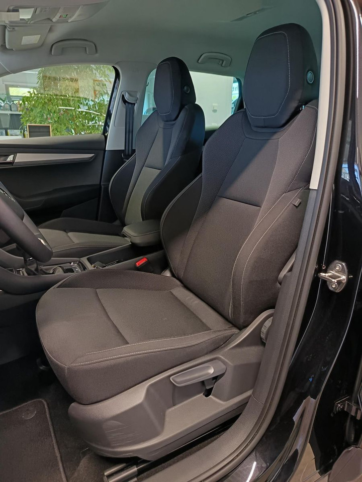 SUV/ Fuoristrada Skoda Karoq Selection 1,5TSI*NAVI*AHK-VORBER*LED*R-KAM: foto 16