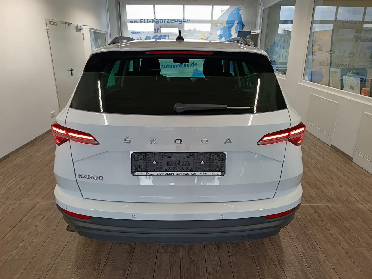 Skoda Karoq Style 1,5TSI DSG*AHK-VORBER*NAVI*LED*R-KAM - SUV/ Fuoristrada: foto 5 Skoda Karoq Style 1,5TSI DSG*AHK-VORBER*NAVI*LED*R-KAM - SUV/ Fuoristrada: foto 5