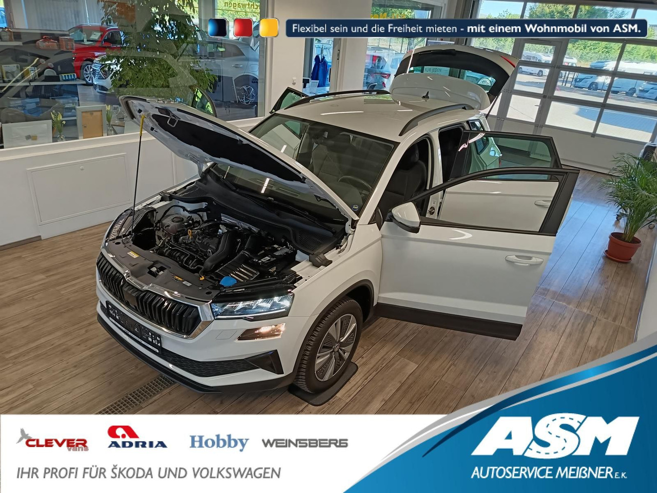 Skoda Karoq Style 1,5TSI DSG*AHK-VORBER*NAVI*LED*R-KAM - SUV/ Fuoristrada: foto 1 Skoda Karoq Style 1,5TSI DSG*AHK-VORBER*NAVI*LED*R-KAM - SUV/ Fuoristrada: foto 1