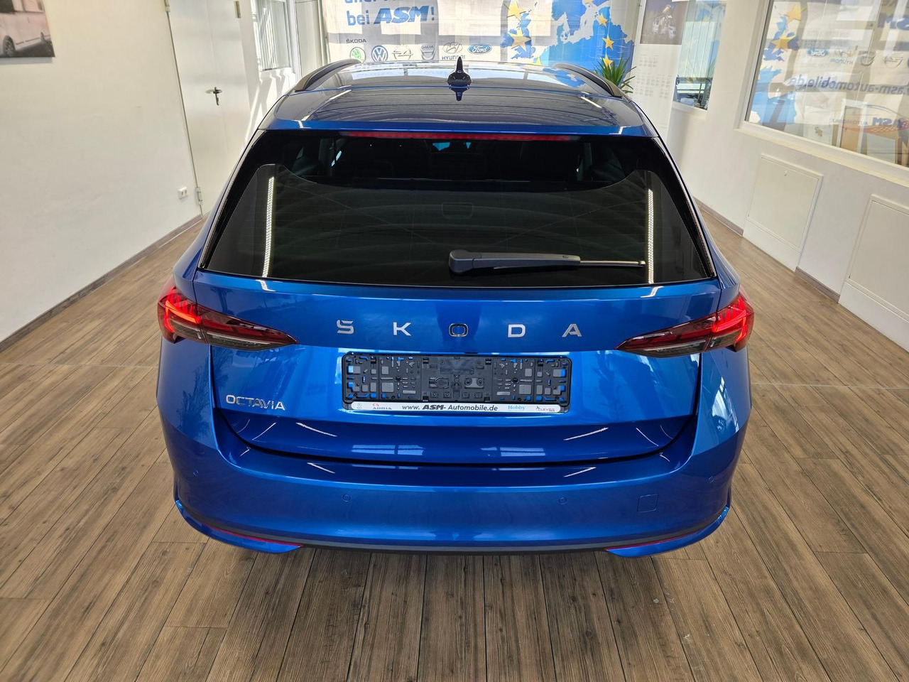 Skoda Octavia Combi Selection DSG*LED*ACC*WINTERPAKET* - Autovettura: foto 5 Skoda Octavia Combi Selection DSG*LED*ACC*WINTERPAKET* - Autovettura: foto 5