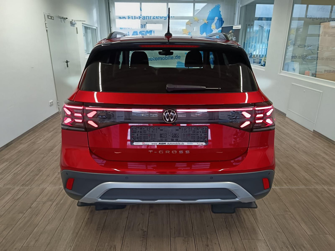 Volkswagen T-Cross Life 1.5 TSI DSG*AHK*MATRIX LED*ACC*SHZ* - SUV/ Fuoristrada: foto 5 Volkswagen T-Cross Life 1.5 TSI DSG*AHK*MATRIX LED*ACC*SHZ* - SUV/ Fuoristrada: foto 5