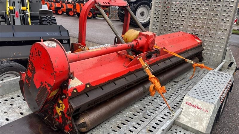 Kuhn VKM 305 Slagleslå maskine - Trincia a martelli: foto 4 Kuhn VKM 305 Slagleslå maskine - Trincia a martelli: foto 4