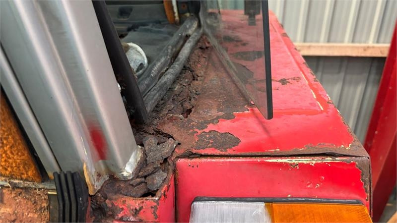 Massey Ferguson 699 - Trattore: foto 2 Massey Ferguson 699 - Trattore: foto 2