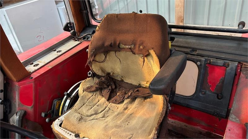 Massey Ferguson 699 - Trattore: foto 4 Massey Ferguson 699 - Trattore: foto 4