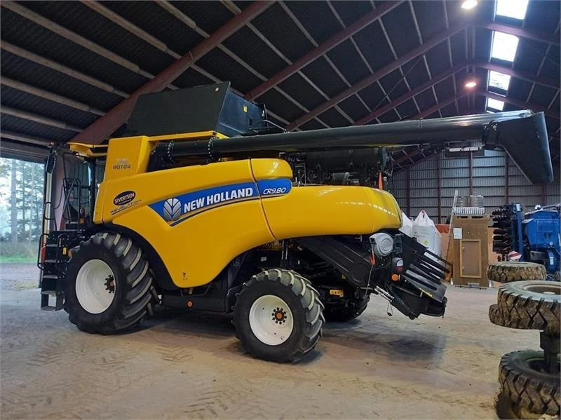 New Holland CR9.80 - Mietitrebbia: foto 2 New Holland CR9.80 - Mietitrebbia: foto 2