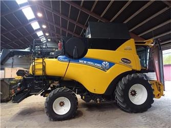 New Holland CR9.80 - Mietitrebbia: foto 1 New Holland CR9.80 - Mietitrebbia: foto 1