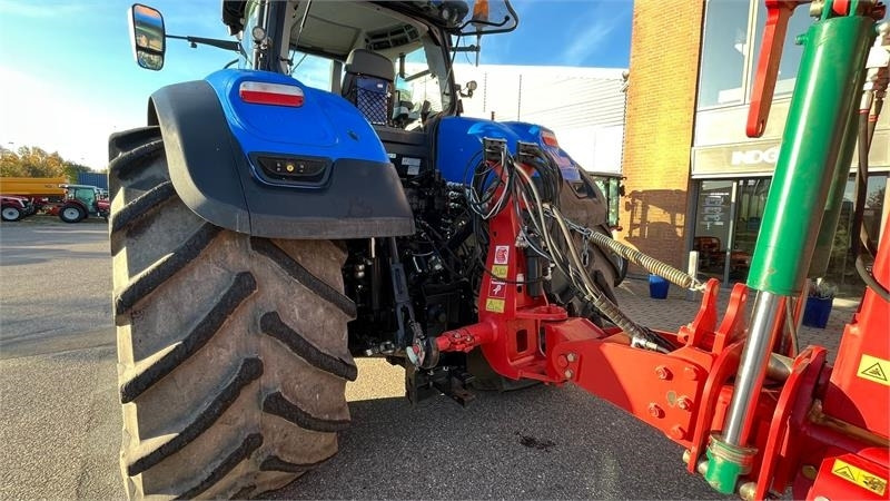 New Holland T7.315 HD AutoComand - Trattore: foto 4 New Holland T7.315 HD AutoComand - Trattore: foto 4