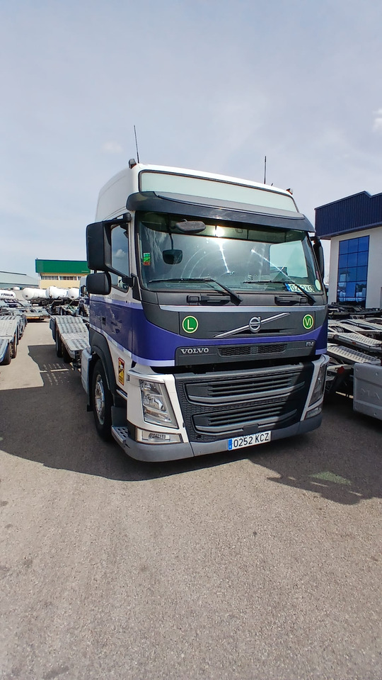 VOLVO FM 42 B3 500 - Autocarro trasporto automezzi: foto 3 VOLVO FM 42 B3 500 - Autocarro trasporto automezzi: foto 3