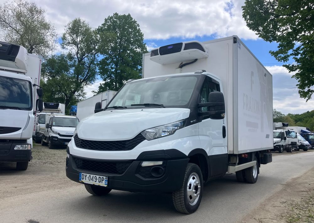 Iveco Daily 35C15 chłodnia 6 palet winda - Furgone frigo: foto 1 Iveco Daily 35C15 chłodnia 6 palet winda - Furgone frigo: foto 1