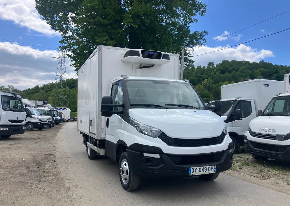 Iveco Daily 35C15 chłodnia 6 palet winda - Furgone frigo: foto 2 Iveco Daily 35C15 chłodnia 6 palet winda - Furgone frigo: foto 2