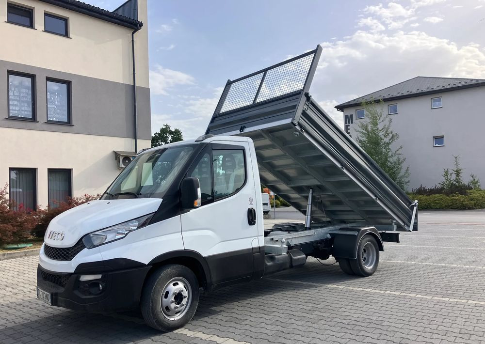 Iveco Iveco daily 35C13 wywrotka solidny kiper - Furgone ribaltabile: foto 1 Iveco Iveco daily 35C13 wywrotka solidny kiper - Furgone ribaltabile: foto 1