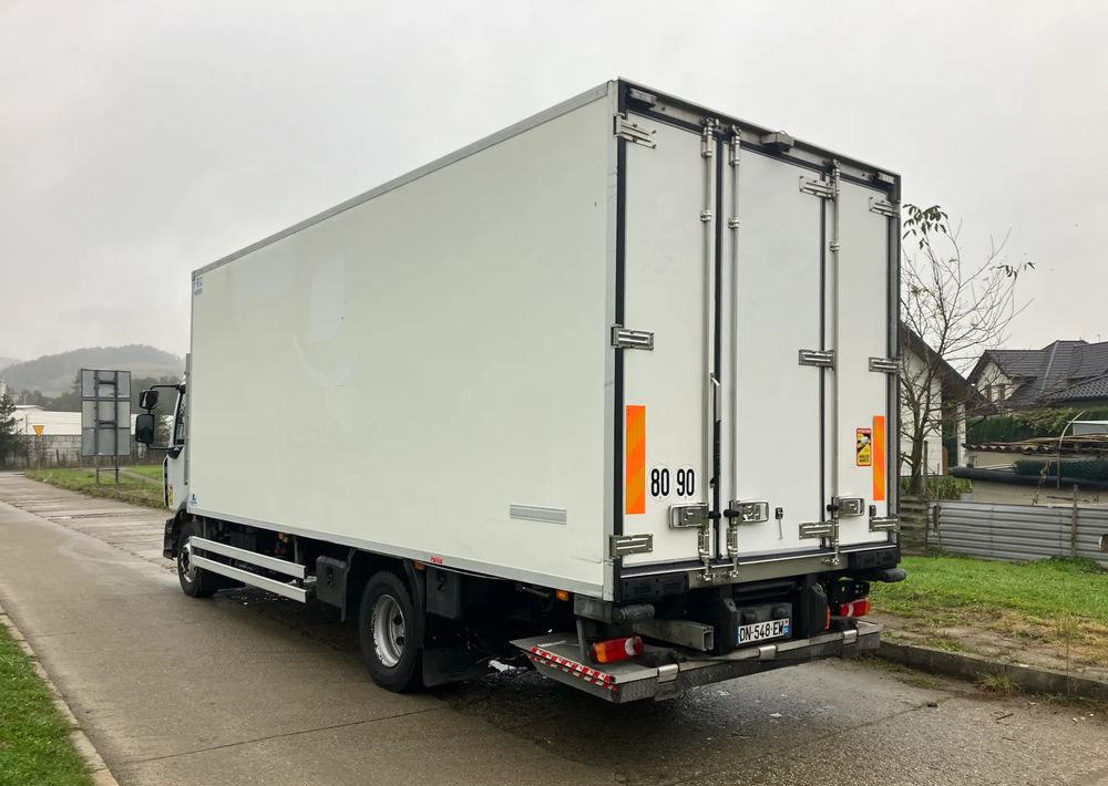 Renault Renault Gama D 240 chłodnia izoterma - Autocarro frigorifero: foto 4 Renault Renault Gama D 240 chłodnia izoterma - Autocarro frigorifero: foto 4